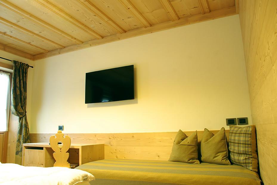 Jaegerhaus Agriturismo Кортина д'Ампецо Екстериор снимка