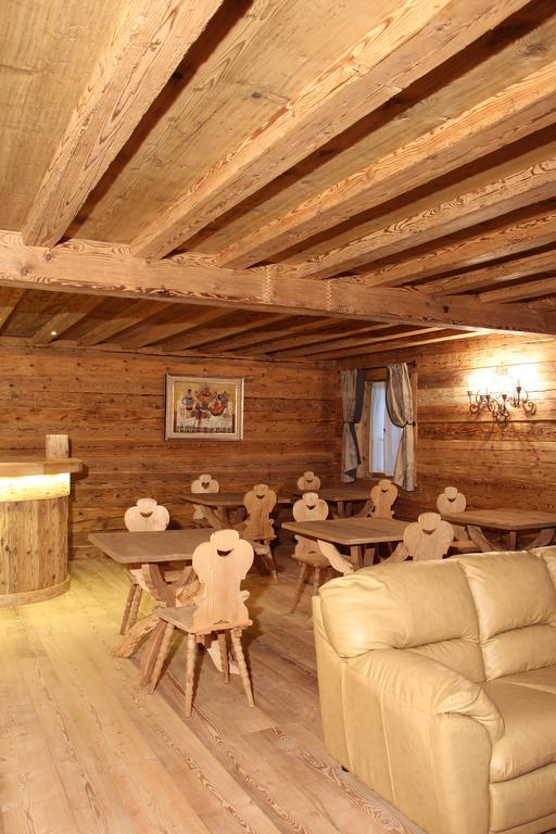 Jaegerhaus Agriturismo Кортина д'Ампецо Екстериор снимка