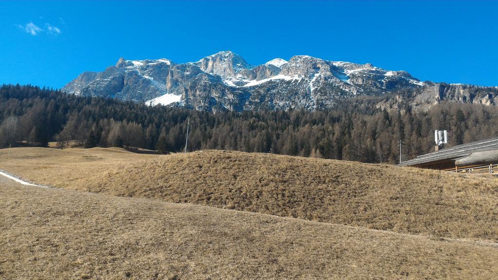 Jaegerhaus Agriturismo Кортина д'Ампецо Екстериор снимка